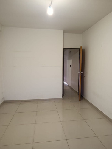 2 Ambientes A Metros De Arieta Bajas Expensas