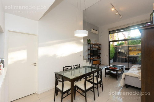 Imagen 9 de 30 de Único Triplex Tipo Casa -cochera Y Patio Con Parrilla - La Lucila
