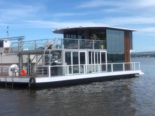 Boat House Reali !!