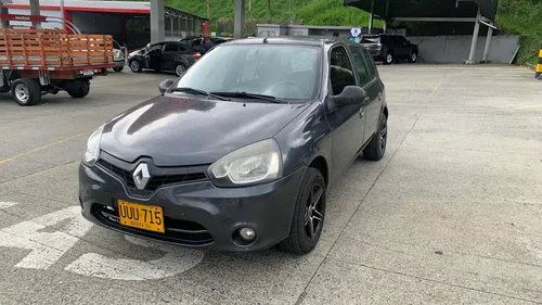 Renault CLIO STYLE Clio Style 1.2 mt modelo 2016