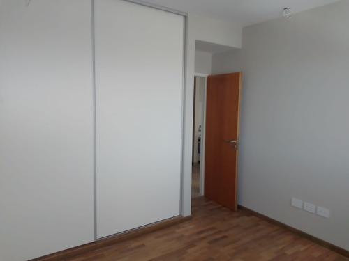 Imagen 7 de 15 de Departamento En Venta Calle 2 E 57 Y 58 1 Dormitorio