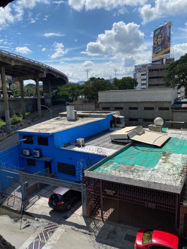 Se Vende Local Comercial Sabana Grande 150m2