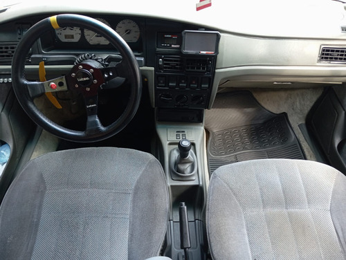 Volkswagen Santana 2000 Gls Turbo Álcool Placa Preta