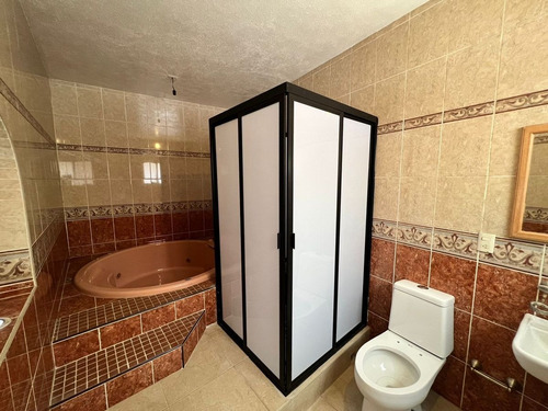 Imagen 15 de 24 de Casa Residencial En Venta/renta Seis Recámaras En Marfil Gua