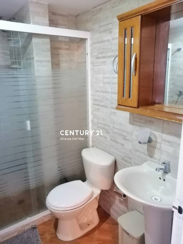 Imagen 8 de 14 de Hermoso Y Confortable Apartamento Impactante Vista Al Mar ,primera Línea . Mayte Hernández 04129934935