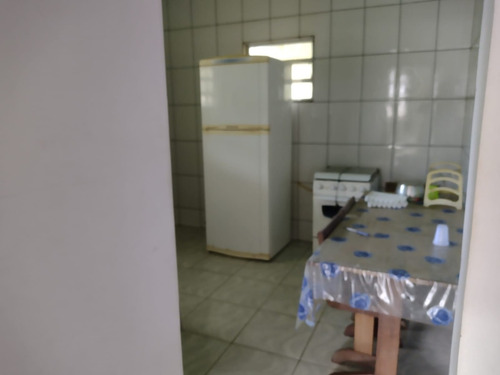 Casa Próximo Ao Muro Da Base Aérea Naval De São Pedro Da Aldeia