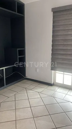 Casa En Renta, En Jardin Real, Zapopan, Jalisco.
