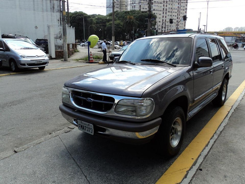 Ford Explorer 4.0 Xlt 4x4 Aut. 5p