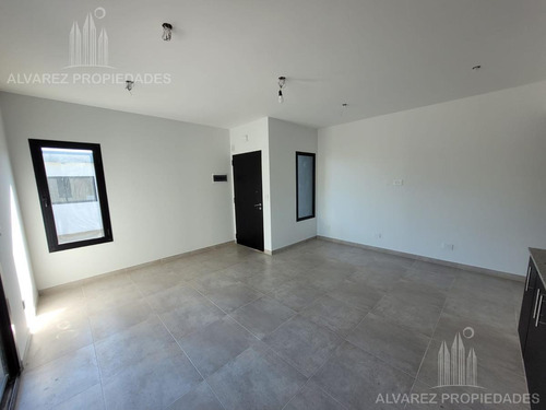 Imagen 11 de 30 de Departamento 3 Ambientes Venta Castelar Cochera