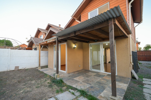Casa En Venta En Condominio Sol De Miraflores 3d 3b 2e 1bod