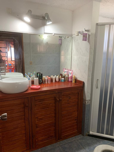 Venta De Preciosa Casa En Cooperativa, Solymar