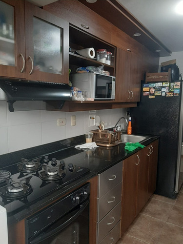 Imagen 15 de 18 de Venta De Apartamento En Piso Alto Unidad Cerrada