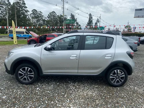 Renault Stepway NTENS AT 4X2 1.6