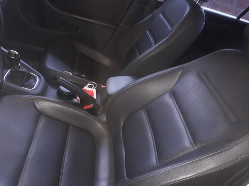 Volkswagen Vento 2.5 Luxury 170cv 2014
