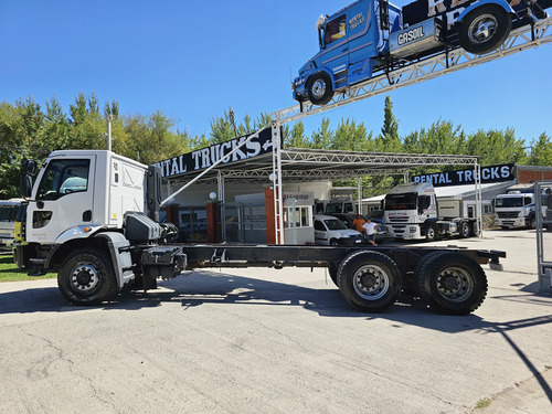Ford Cargo 2632 Año 2014 Camión Chasis 6x4 Rentaltrucks Vial