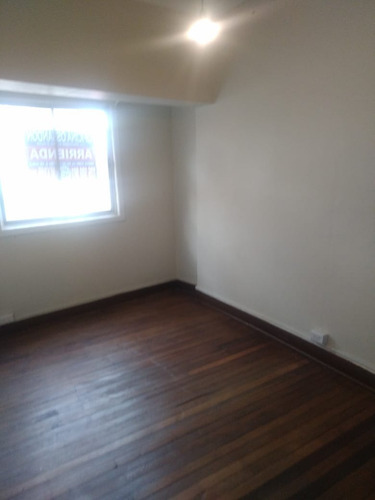 Alameda 2785 Con Libertad Comuna Santiago