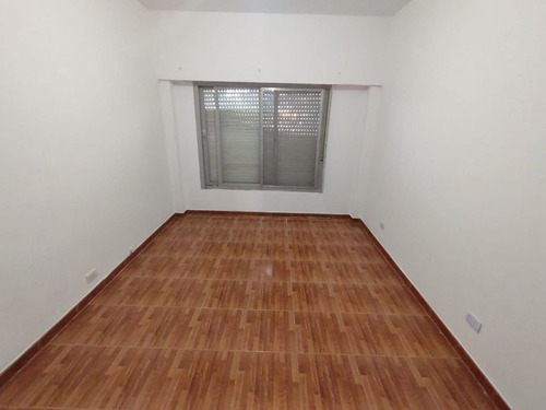 Venta Casa 4 Ambientes Con Parque En San Justo
