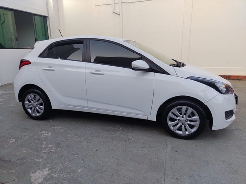 Imagem 5 de 14 de Hyundai Hb20 1.0 Comfort Plus Flex 2019!!