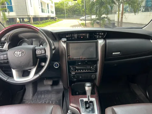 Toyota Fortuner 2.8l