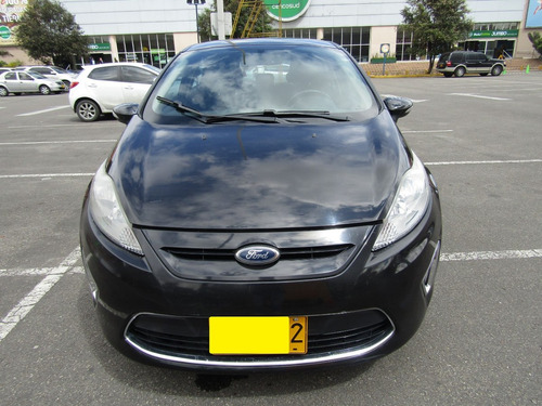 Ford Fiesta Titanium Ses Mt1600cc Aa