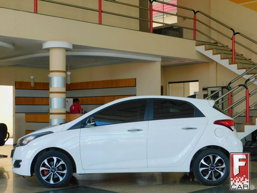 Imagem 3 de 10 de Hyundai Hb20 R Spec 1.6 Flex 16v Aut.
