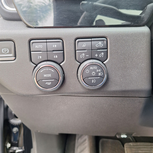 Chevrolet Cheyenne 6.2 Doble Cab High Country 4X4 At