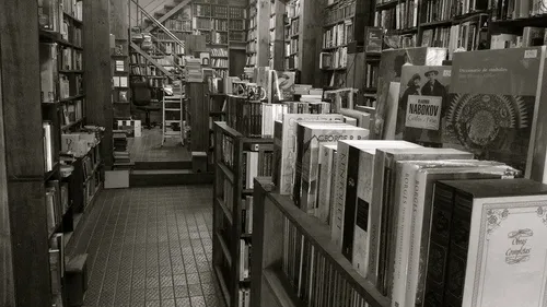 comprar Como Cae La Nieve. Doom, Erin. Montena