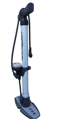 Imagen 2 de 2 de Bomba De Pie Para Bicicleta Bike Projet Con Medidor Oferta