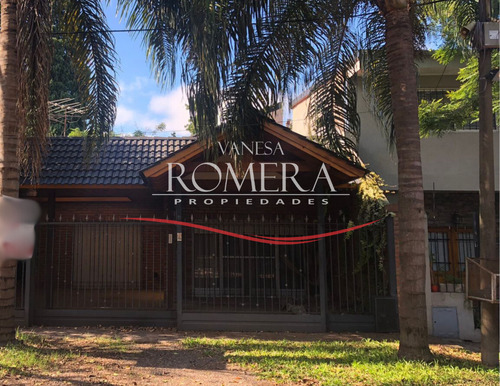 Casa 5 Ambientes En Venta / Ituziango Norte