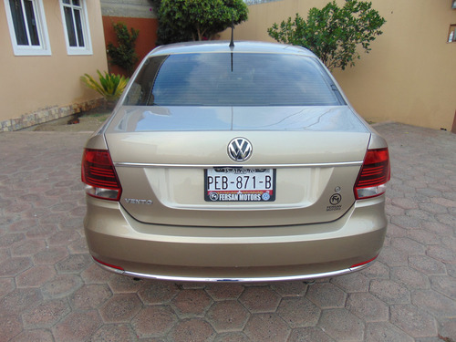 Volkswagen Vento 1.6 Highline Mt