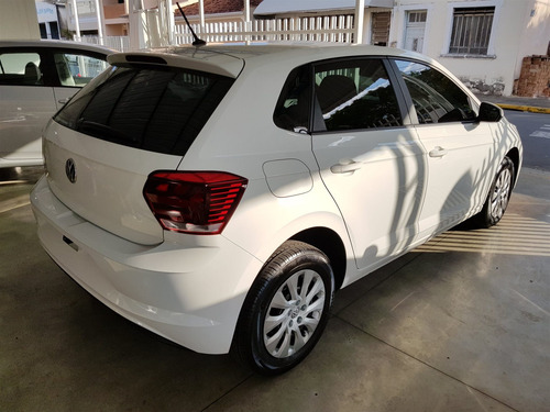 Volkswagen Polo 1.0 Mpi Total Flex Manual