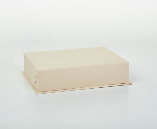 Imagen 3 de 4 de Caja Para Masas 1kg C/ 8 Divisiones (4,2cm) 33,5x25,5x6cm (x50 U.) Sushi Saladitos Catering - 041b8 Bauletto