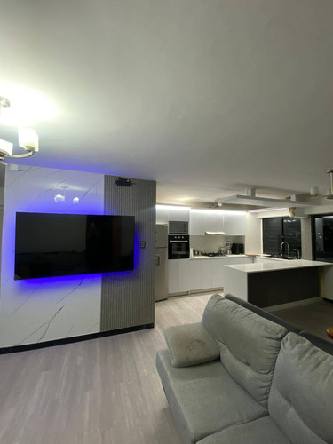 Apartamento En Mañongo Amoblado Residencias Caril 287758