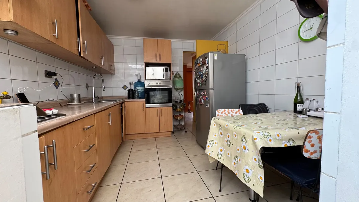 Imagen 2 de 21 de Casa Usada En Venta Condominio Barcelona - Calama