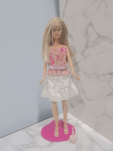 Barbie Fashion Fever 2005, Sin Caja 