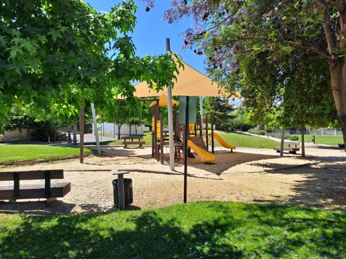 Casa Condominio Los Candiles/colegio San Anselmo