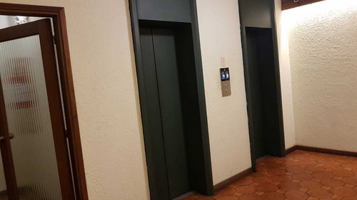 Oficina En Ciudad Vieja