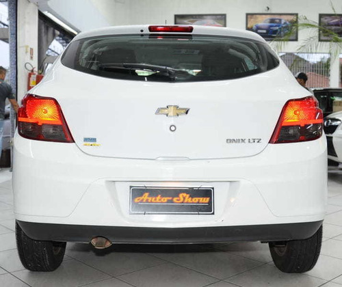 Chevrolet Onix Ltz 1.4 Mpfi 8v 4p Aut.