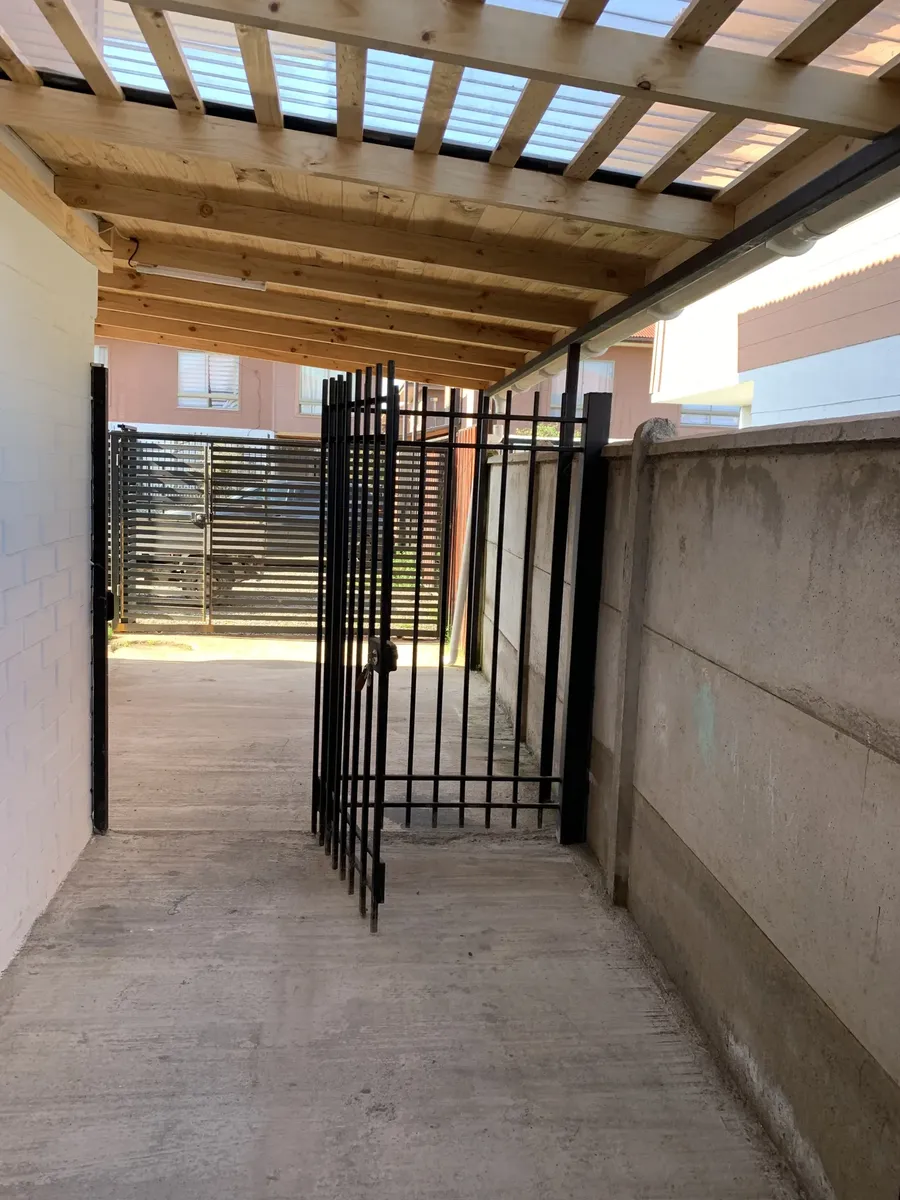 Imagen 3 de 12 de Casa Pequeña Sector Familiar Céntrico Villa Los Mercedarios