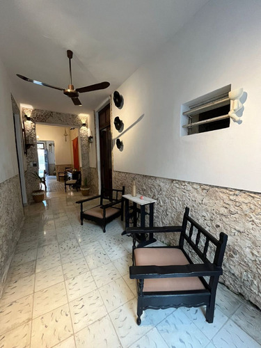 Casa Amueblada De 4 Recámaras Y Una Sola Planta, Barrio De Santiago