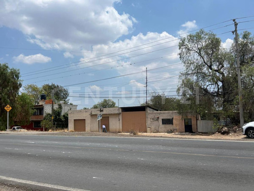 Terreno En Venta Sobre La Carretera San José Atlán - Las Rosas