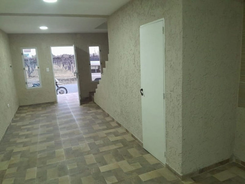 3 Duplex + Terreno En Venta Cafayate El Transito