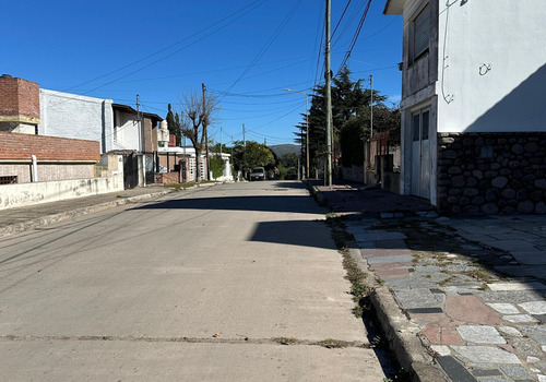 Casa En Venta En Huerta Grande, Remate Oportunidad