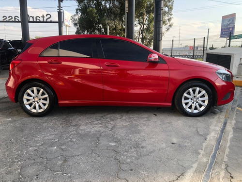 Imagen 4 de 14 de Mercedes Benz A180 Cgi 2015 Rojo