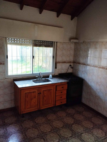 Venta Casa En De Vicenzo Grande Pilar