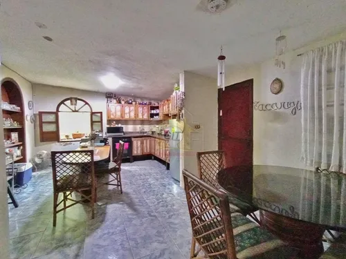 Casa Comercial Urb. Camoruco