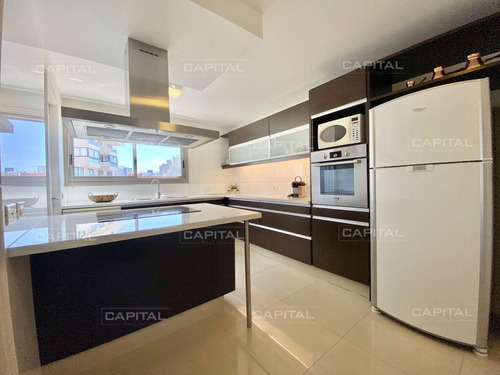 Imagen 8 de 22 de Imperiale De Tres Dormitorios Mas Dependencia De Servicio En Venta - Punta Del Este Brava