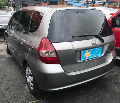 Imagem 4 de 10 de Honda Fit 2004 1.4 Lxl 5p