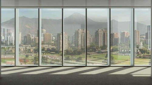 Imagen 2 de 4 de Nueva / Metro Escuela Militar / Av. Apoquindo.