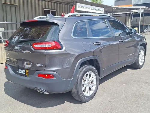Jeep Cherokee LONGITUDE PLUS 3,2 AT 4X4